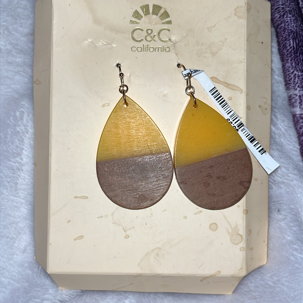 ❤️ 5 for $15 C&C California Two-Tone Yellow and Brown Earrings